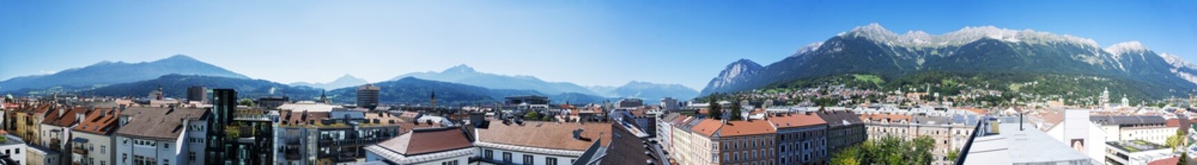 360° Panorama über den Dächern von Innsbruck