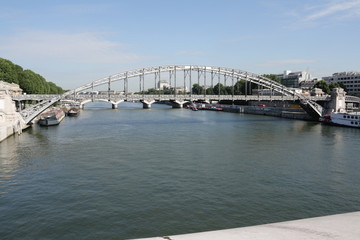 Pont sur la Seine à paris