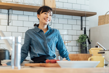 キッチン・女性