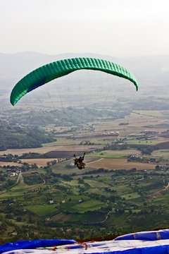 Paragliding 1