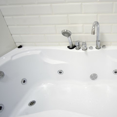 Fauset and shower close up