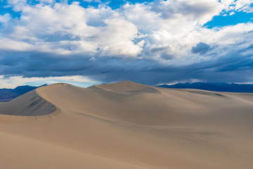 Fototapeta na wymiar Death Valley Mesquite Dunes