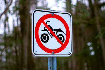 4x4 prohibited no quad in trail forest path sign