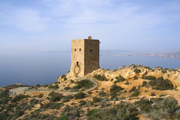 Fototapeta na wymiar la tour Sainte-Hélène en Espagne