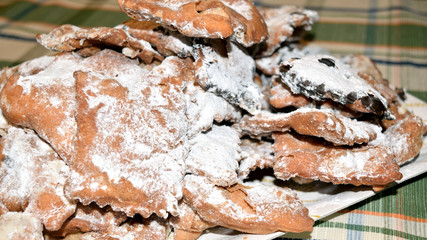Italian's chiacchere sweets