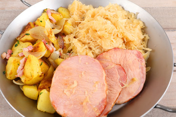 Pfanne mit Kassler