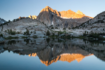 Fototapeta na wymiar Sunrise in the High Sierra