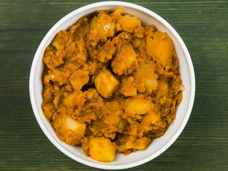 Indian Style Bombay Aloo Curry