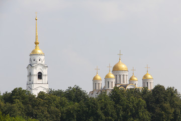 Fototapeta na wymiar Uspensky cathedral in Vladimir