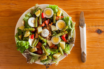 Salade Nicoise - 137576390