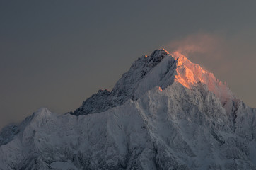 Obraz premium Gerlach, highest peak of Tatra mountains in the winter