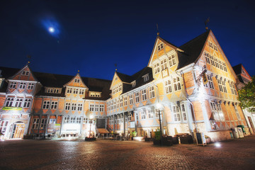 Obraz premium The picturesque view of old buildings and street architecture