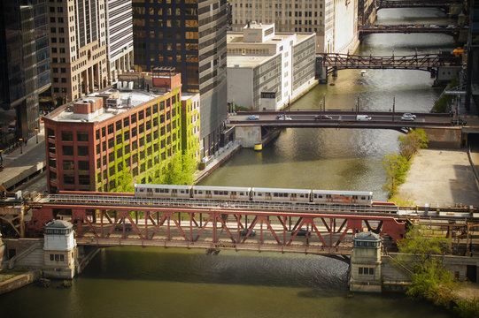 Chicago river with metro L train