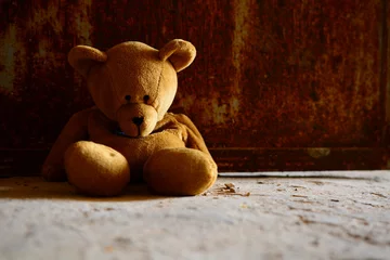 Fotobehang Sad Teddy Bear © Hortigüela
