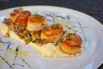 Sauted Scallops