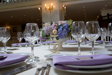 wedding flower arrangement