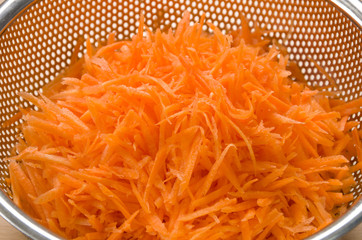 ニンジンシリシリの下ごしらえ