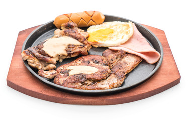 mix grilled steak on hot plate