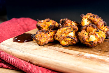 fried chicken wings with sauce
