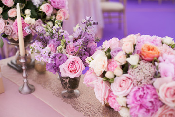 flower decorations for holidays and wedding dinner