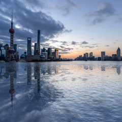 Naklejka premium Shanghai skyline in China.