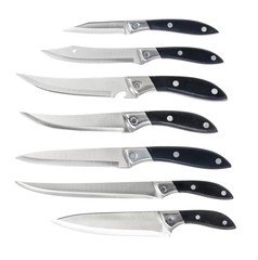 Obraz premium Collection of kitchen knives isolated on white background