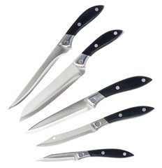 Set of kitchen knives on a white background. Collection of five knives.