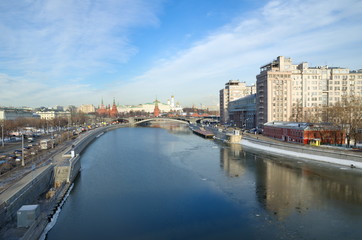 Naklejka premium Moscow, Russia - February 16, 2017: Winter view of the Kremlin, Prechistenskaya and Bersenevskaya embankments