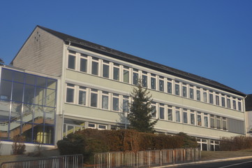 Schulhaus, Schulgebäude, Schule