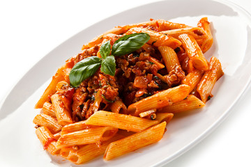Penne with meat, tomato sauce and vegetables 