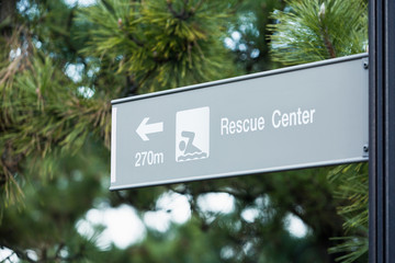 A pointer way to rescue center on a beach