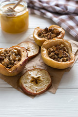 Baked apples stuffed with nut and honey 