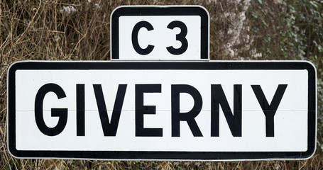 Panneau routier du village de Giverny (Eure, France)