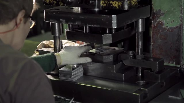 Manufacture of fasteners for construction