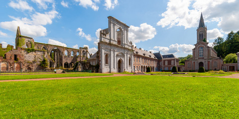 Fototapeta premium Abbaye D'Aulne