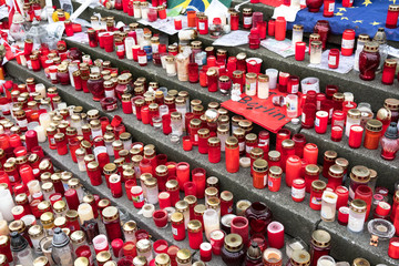  candles and flowers at christmas market in Berlin