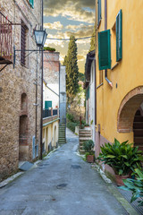 Fototapeta na wymiar Charming alleys town in the corners, Cetona in Tuscany.
