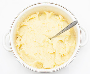 mashed potatoes in a saucepan