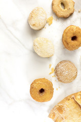 Naklejka premium Mantecados, polvorones and other traditional Spanish cookies