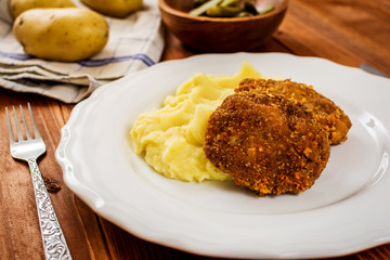 Fried minced meat