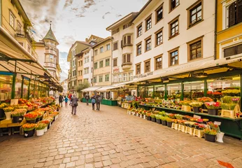 Fototapeten People going shopping in the streets of Bolzano © Vivida Photo PC