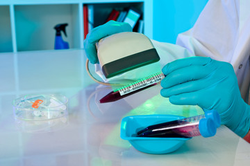 Scanning barcode on medical samples