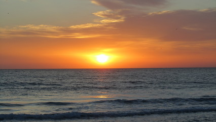 Fototapeta na wymiar sunset on the Mediterranean Sea in Tunisia