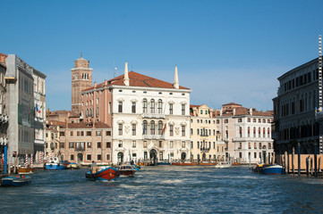 Verkehr auf dem Canale Grande