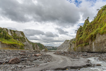 Fototapeta na wymiar Mountain Pinatubo Crater Lake trekking , 