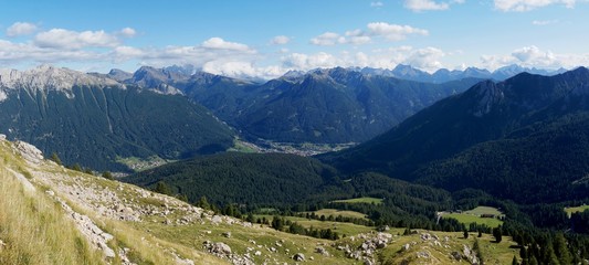 Panorama S&uuml;dtiroler Berglandschaft