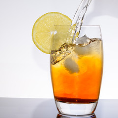 Aperitif an Party trinken