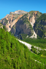 Fototapeta na wymiar Mountain landscape in Fanes Nature Park - Italian Alps