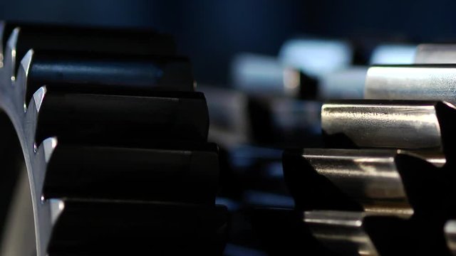 Steel gears focusing blur