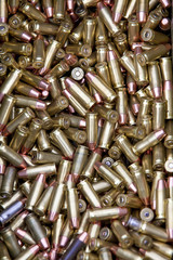 Stock de balles de neuf millim&egrave;tres